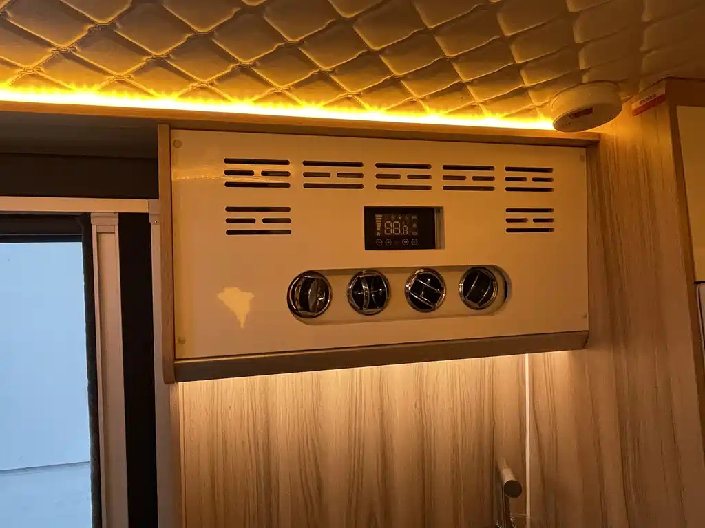 Maxus V90 RV 2022 — фото 16