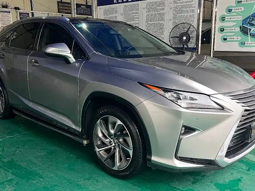 Lexus RX 2019 — фото 9