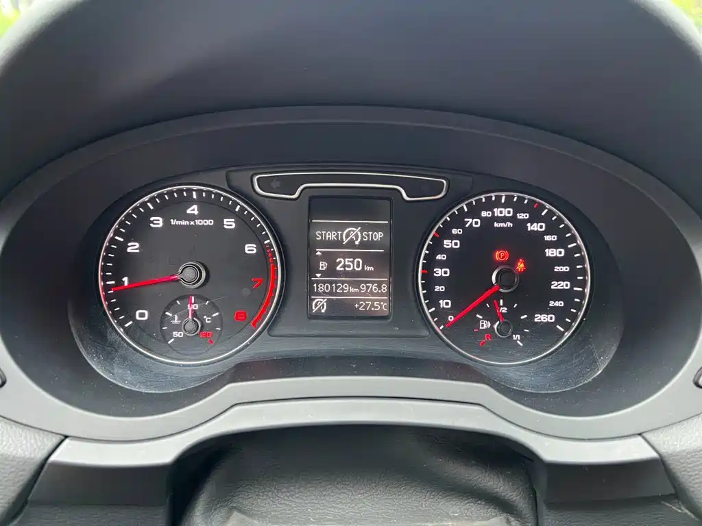 Audi Q3 2016