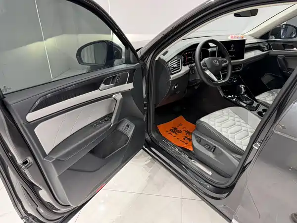 Volkswagen Tayron 2023