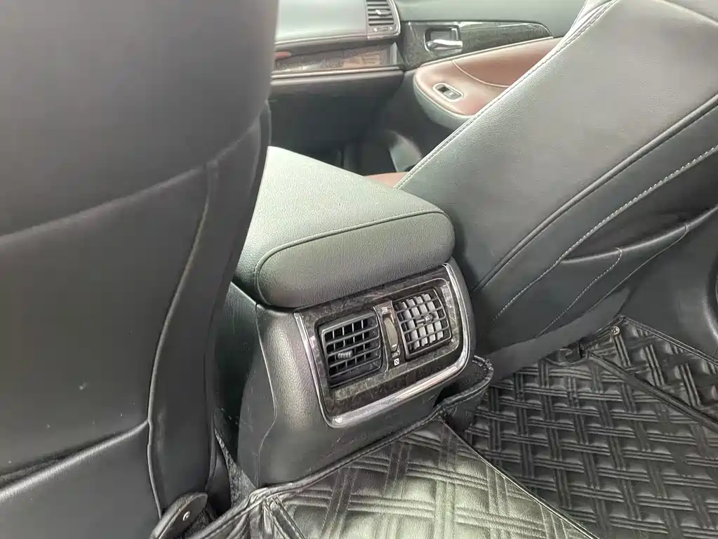 Toyota Crown 2019 — фото 12