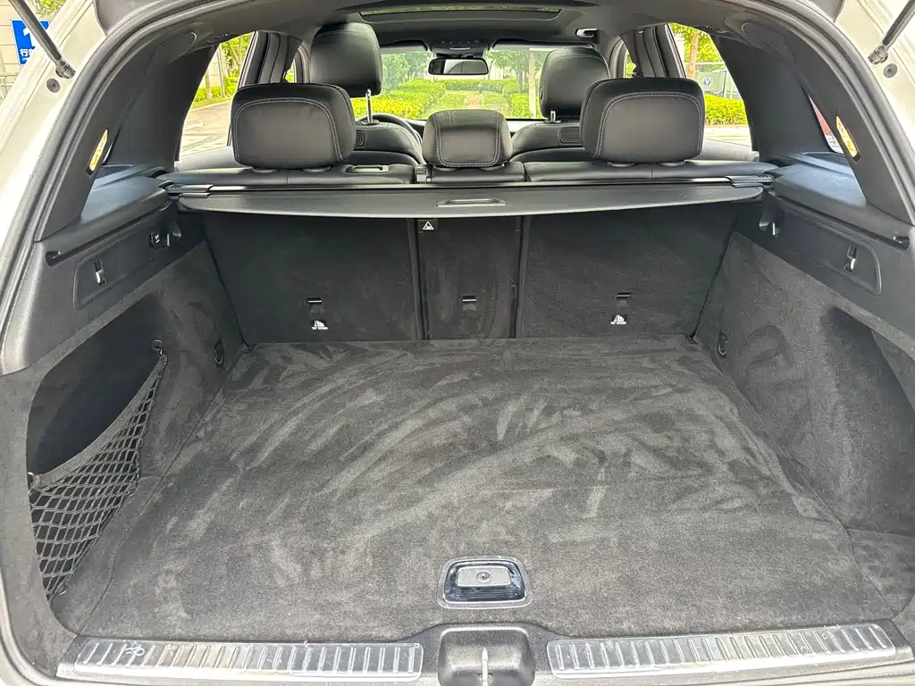 Mercedes-Benz GLC 2017 — фото 21