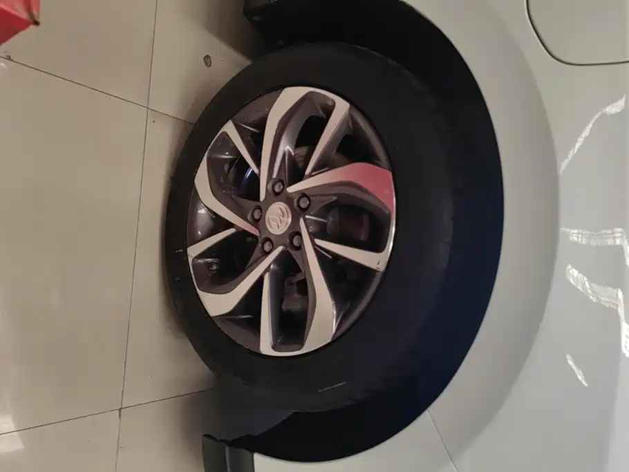 Buick Velite 6 2020