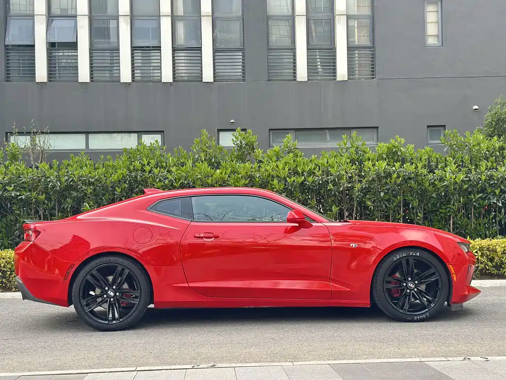 Chevrolet Camaro 2016 — фото 12