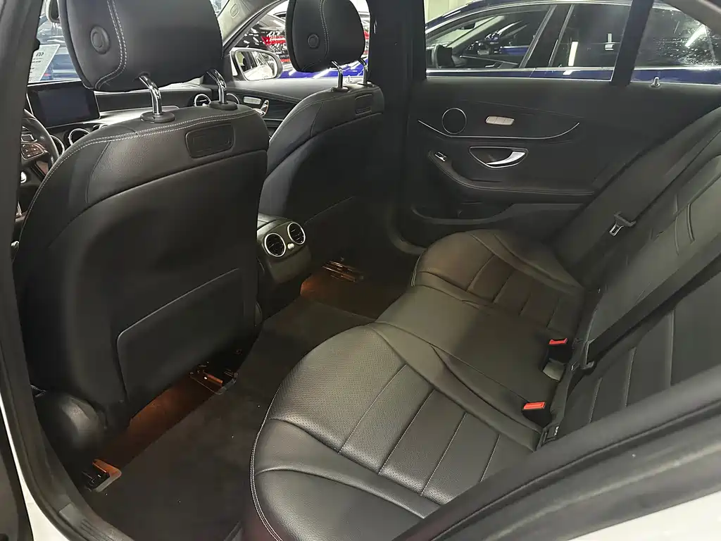 Mercedes-Benz C-Class 2018