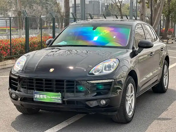 Porsche Macan 2014