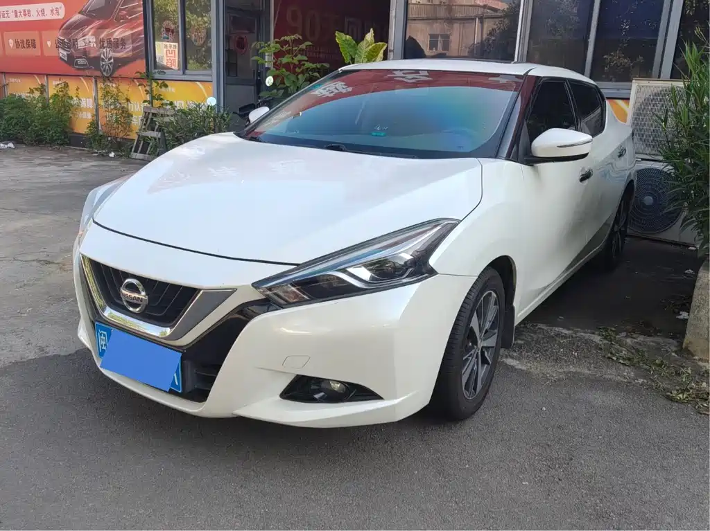 Nissan Bluebird 2018