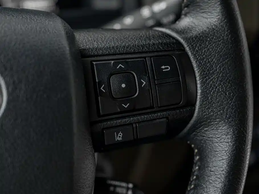 Toyota Land Cruiser 2025 — фото 10