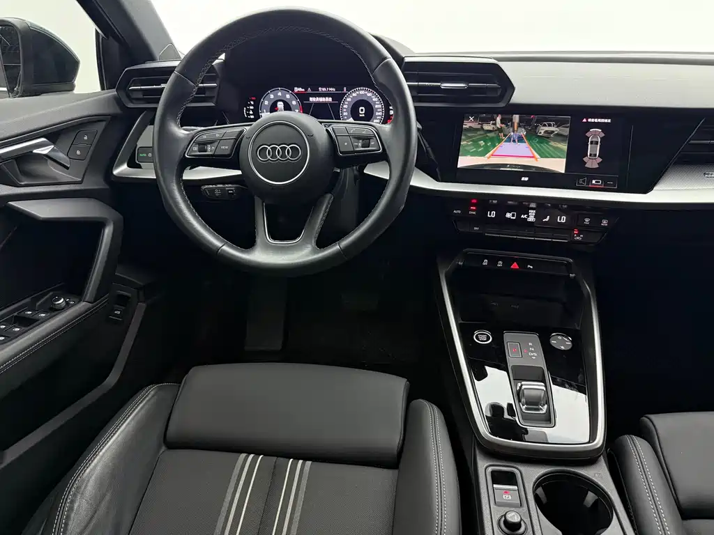 Audi A3 2022 — фото 10