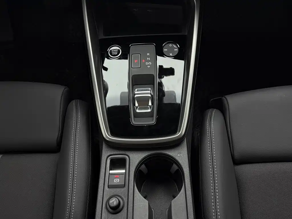 Audi A3 2022 — фото 15