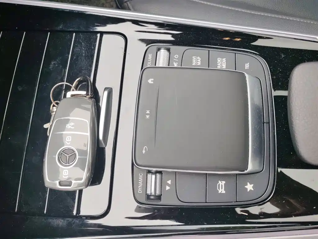Mercedes-Benz GLA 2023 — фото 11