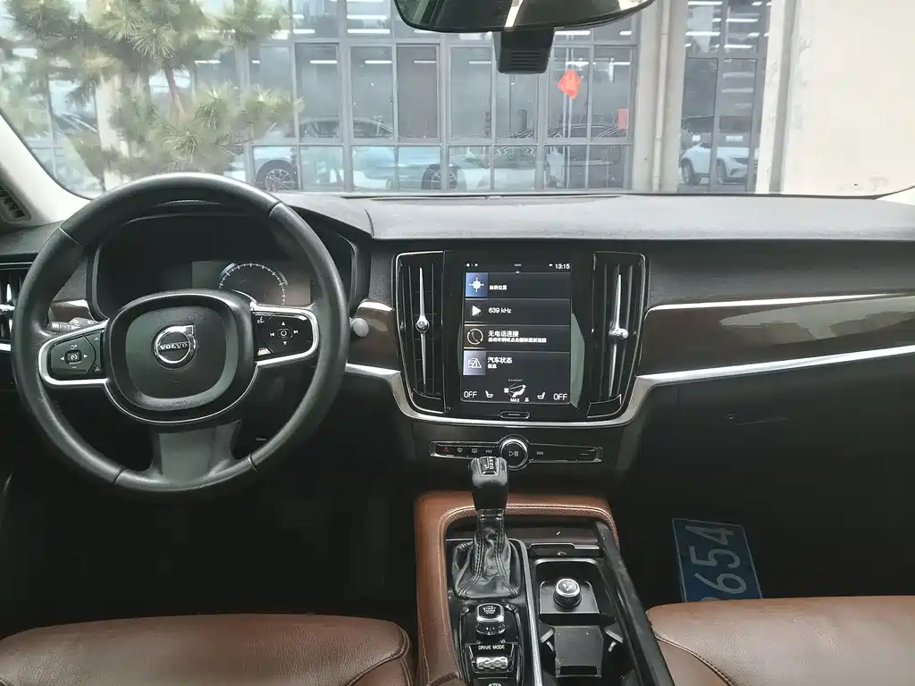 Volvo S90 2018 — фото 8