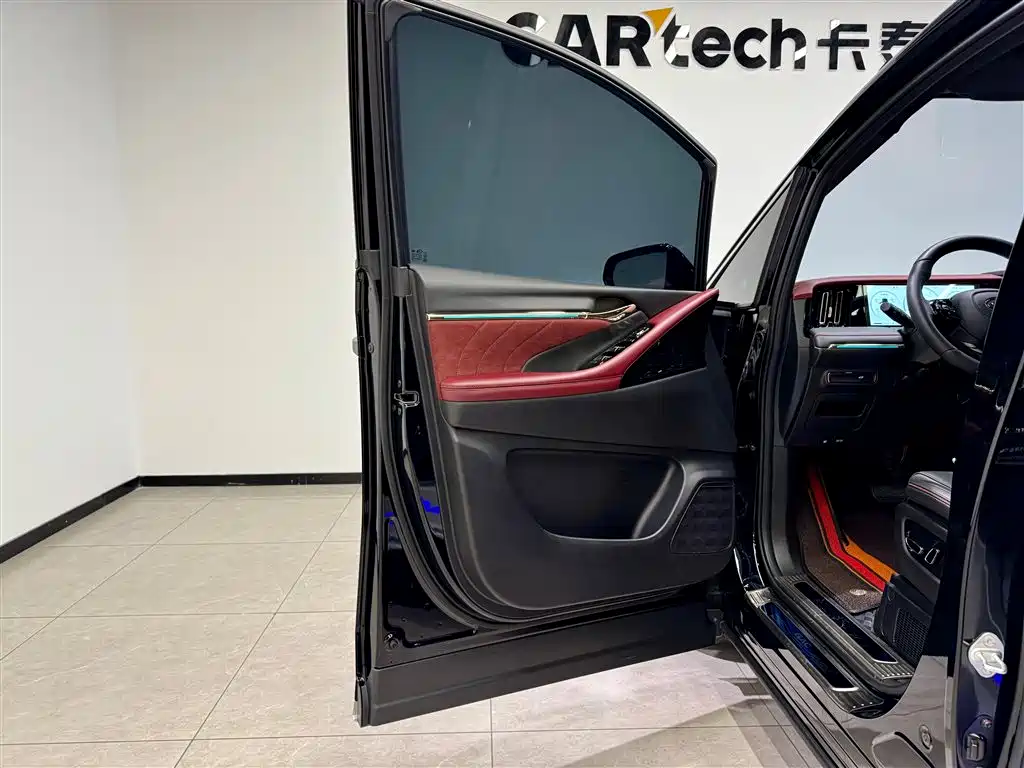 GAC Motor Trumpchi M8 2025 — фото 17