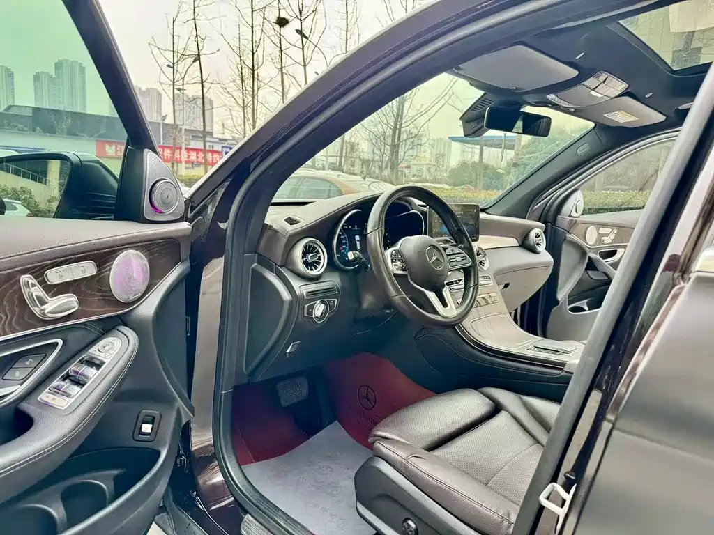 Mercedes-Benz GLC 2020