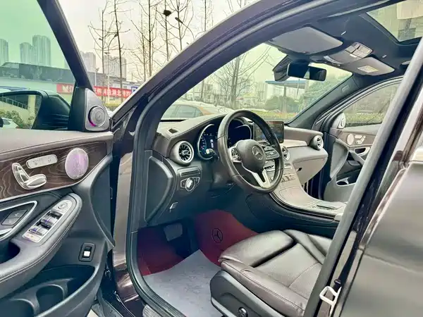 Mercedes-Benz GLC 2020