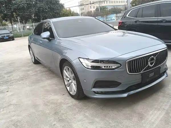 Volvo S90 2018