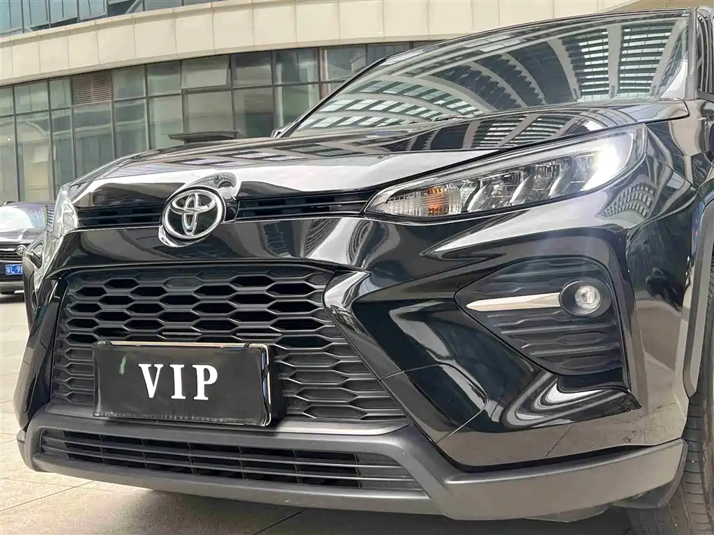 Toyota Wildlander 2023 — фото 13