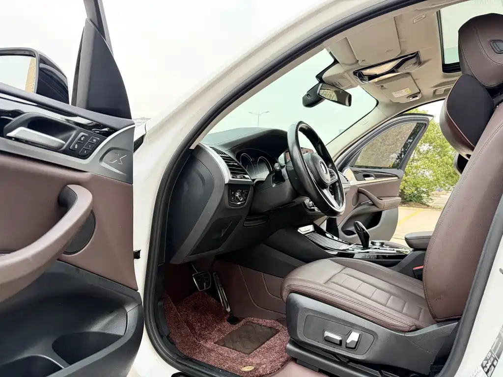 BMW X3 2019 — фото 19