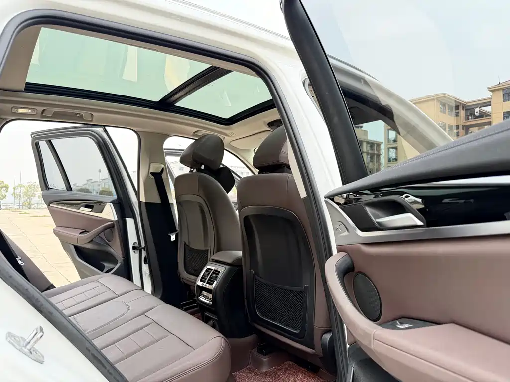 BMW X3 2019 — фото 15