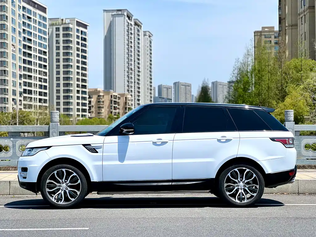 Land Rover Range Rover Sport 2014 — фото 12