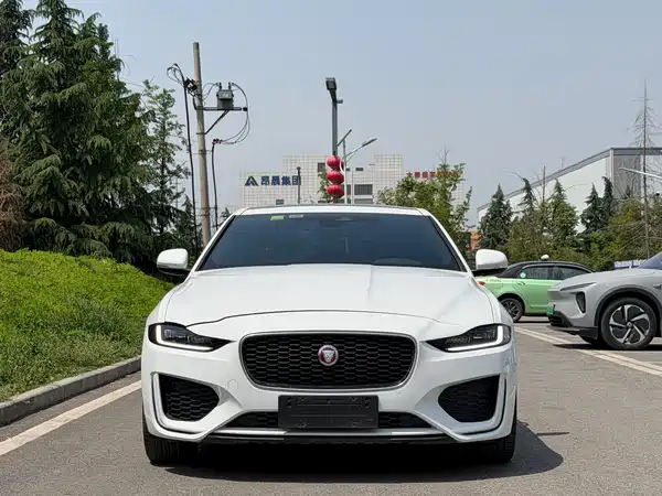 Jaguar XEL 2024