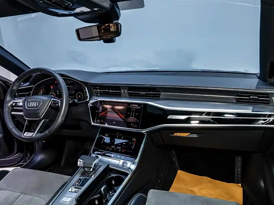 Audi A6L 2023 — фото 26