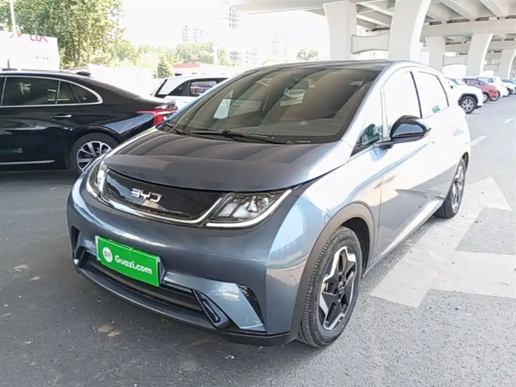 BYD Dolphin 2025 — фото 1