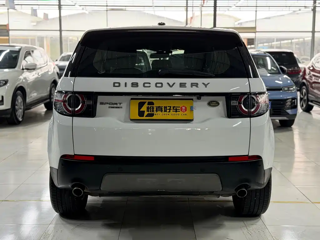 Land Rover Discovery Sport 2017 — фото 16