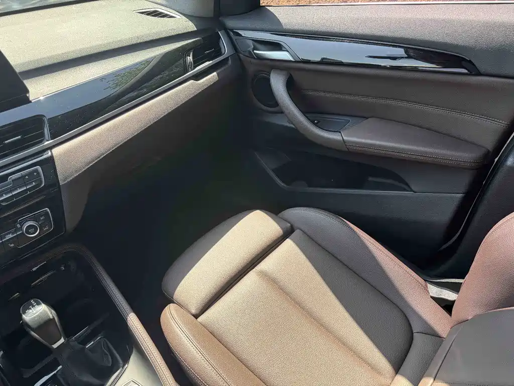 BMW X1 New Energy 2020 — фото 20