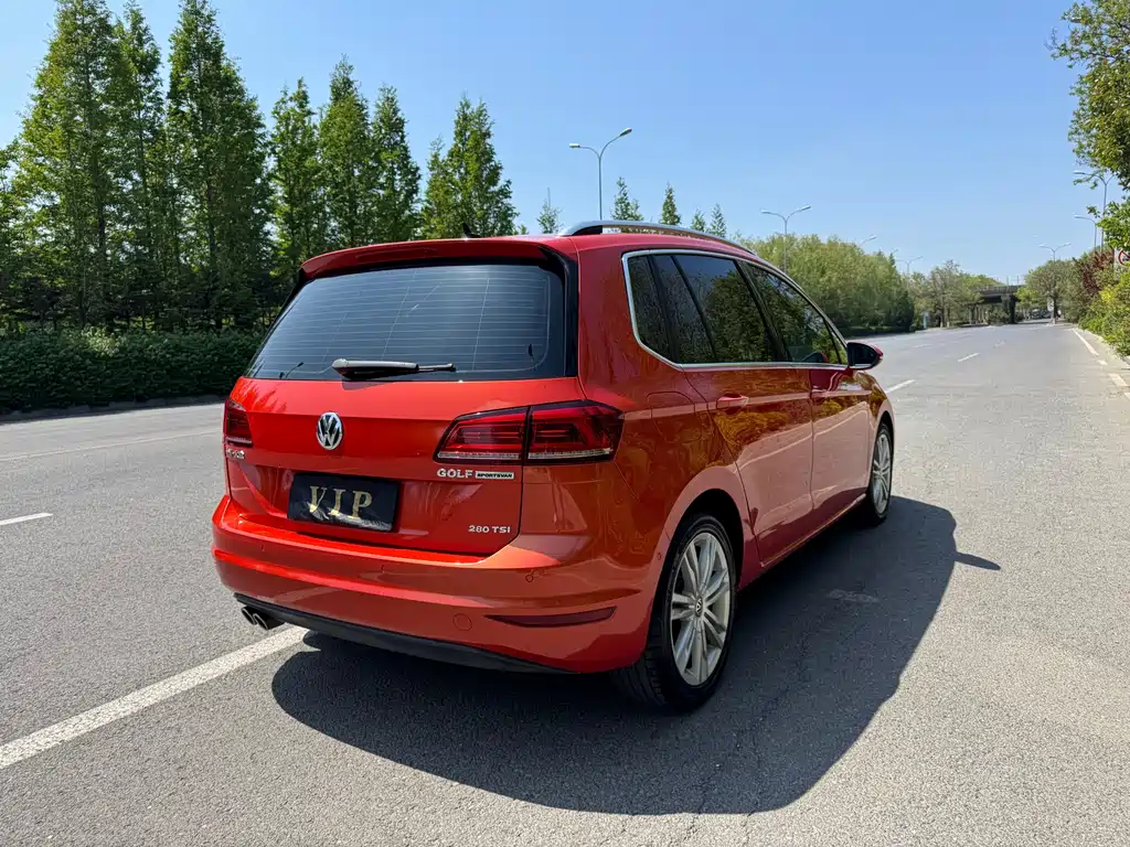 Volkswagen Golf Sportsvan 2019 — фото 24
