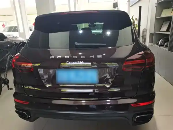 Porsche Cayenne 2016