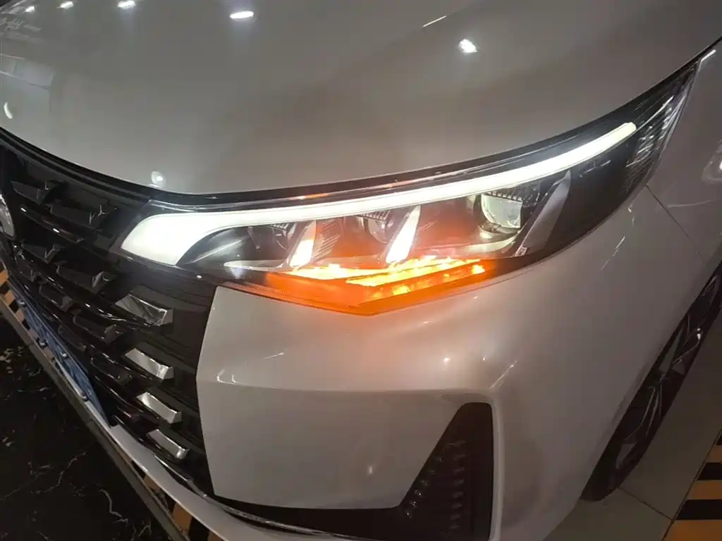 GAC Motor Trumpchi M6 2025 — фото 24