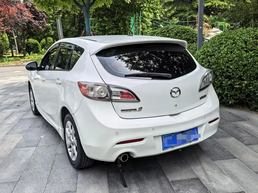 Mazda 3 Xingcheng 2012 — фото 4