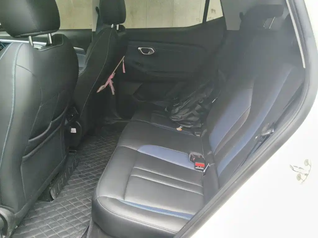 GAC Trumpchi GS3 2025 — фото 13