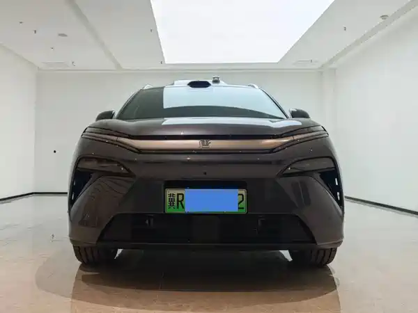 BYD Tang L 2025