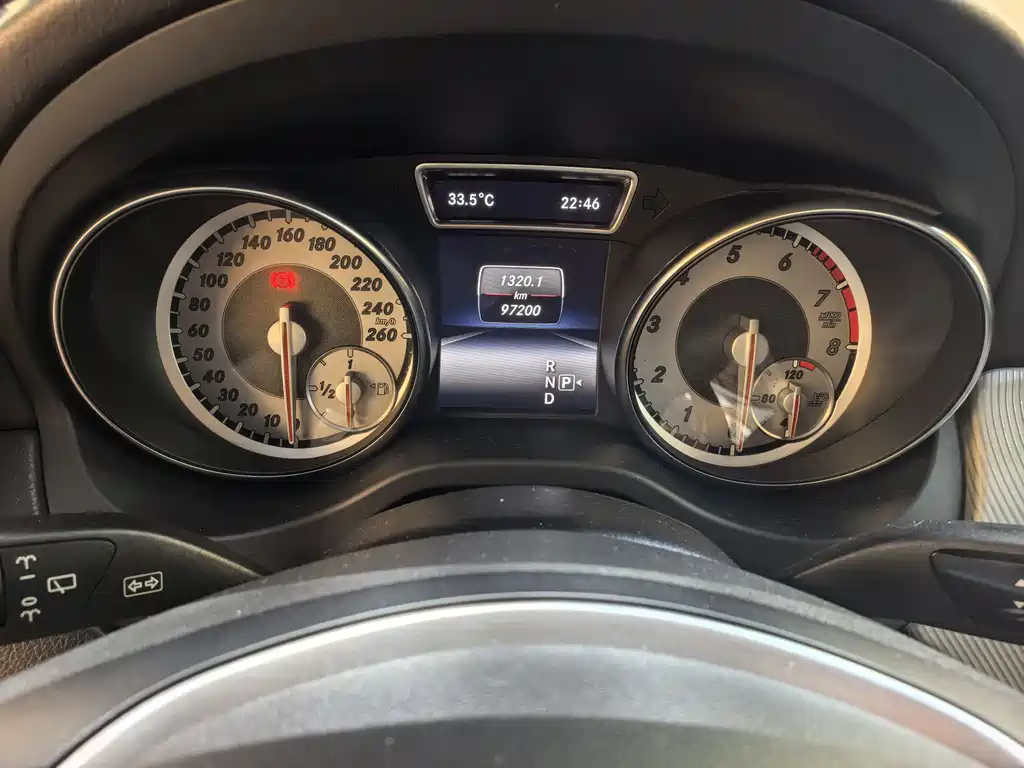 Mercedes-Benz GLA 2015