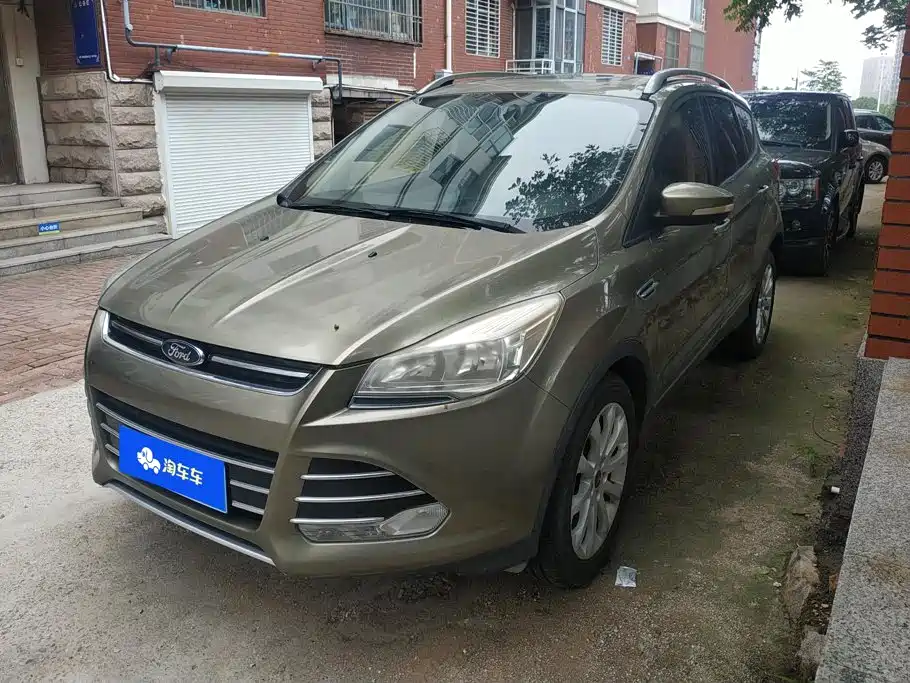 Ford Kuga 2014