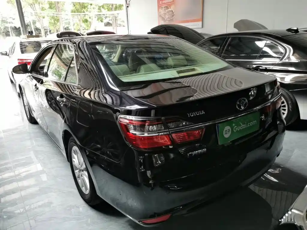 Toyota Camry 2015