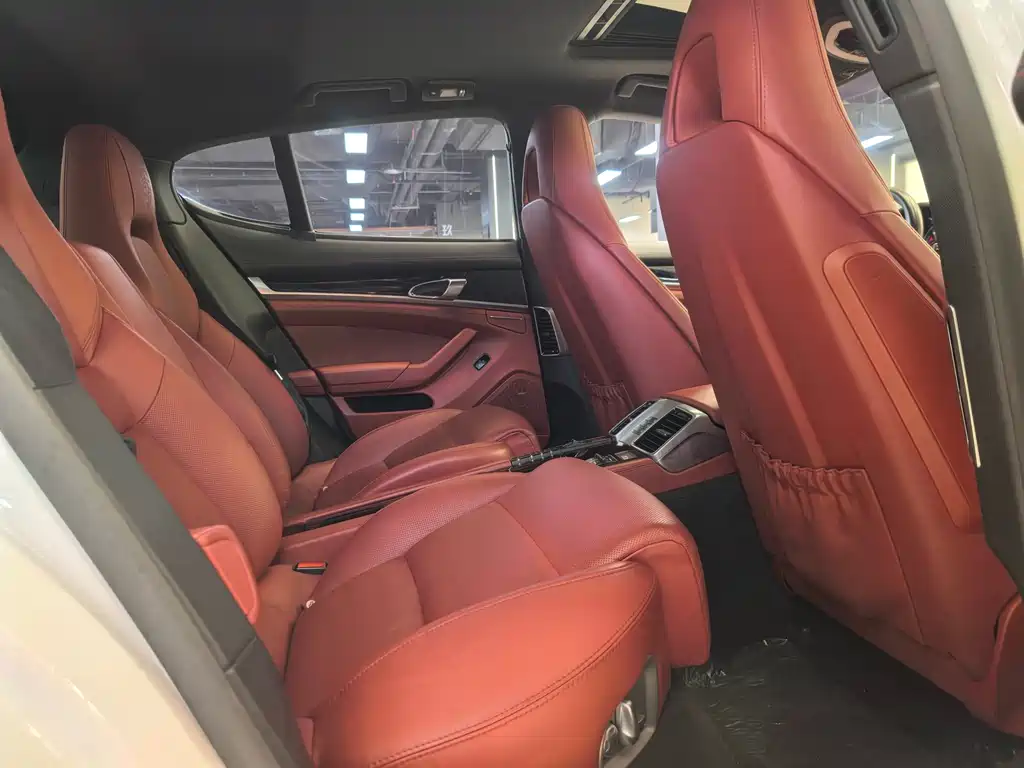 Porsche Panamera 2016 — фото 13