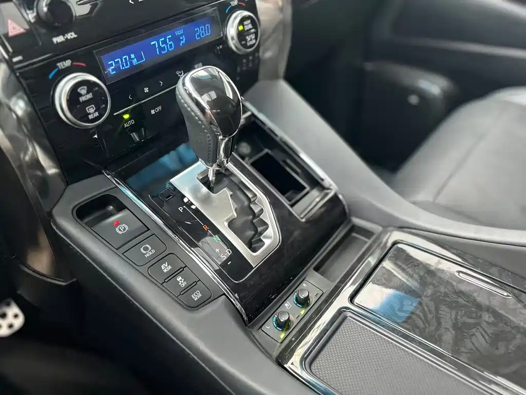 Toyota Vellfire 2020 — фото 21