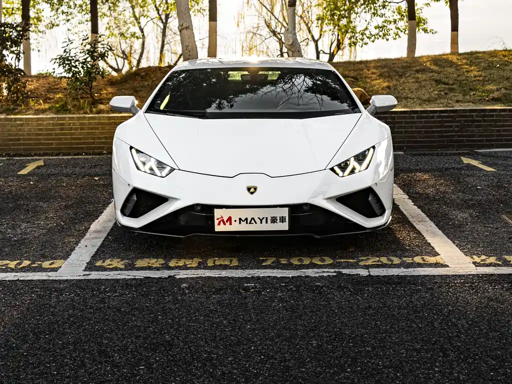 Lamborghini Huracán 2021 — фото 2