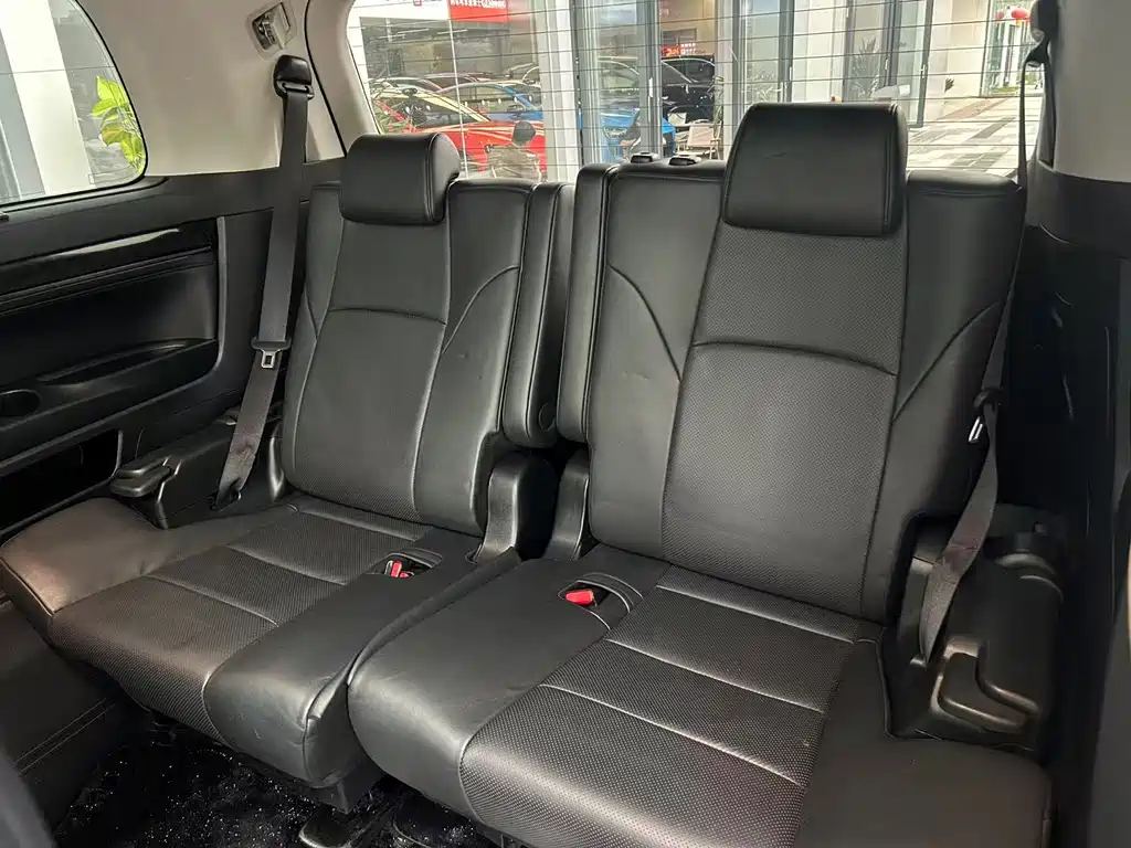 Toyota Vellfire 2020 — фото 13