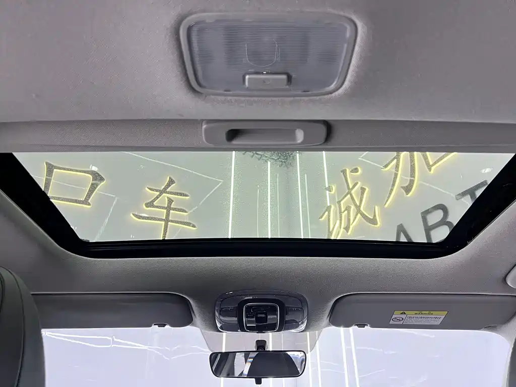 Hyundai Elantra 2022 — фото 16