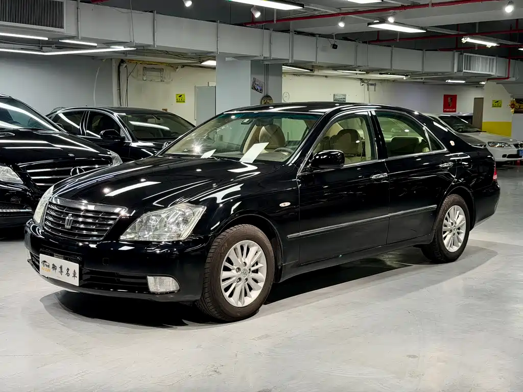 Toyota Crown 2006 — фото 1