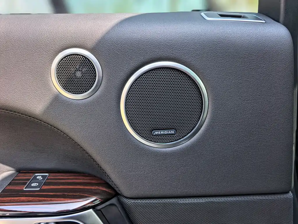 Land Rover Range Rover 2018 — фото 22