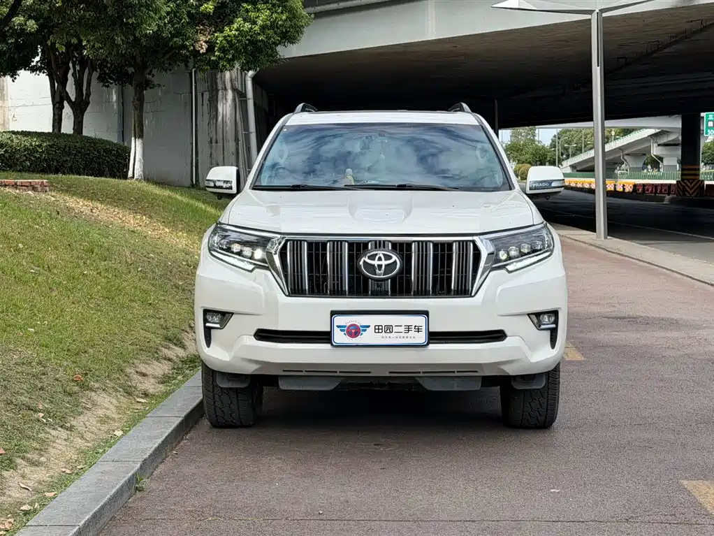 Toyota Prado 2020 — фото 2
