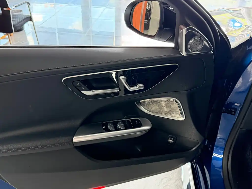 Mercedes-Benz C-Class 2022