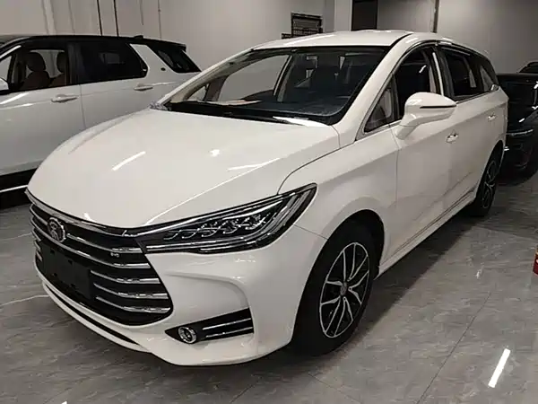 BYD Song MAX 2017