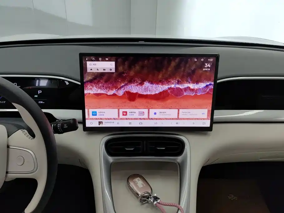 Geely Galaxy Starwish 2025 — фото 13
