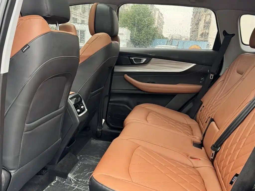 Chery Tiggo 8 PLUS 2021 — фото 16
